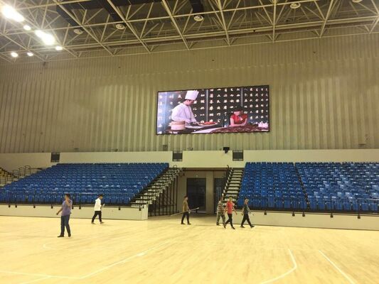 7.62mm Pixel Pitch Large Led Display Panels , Led Video Wall Display Easy To Move